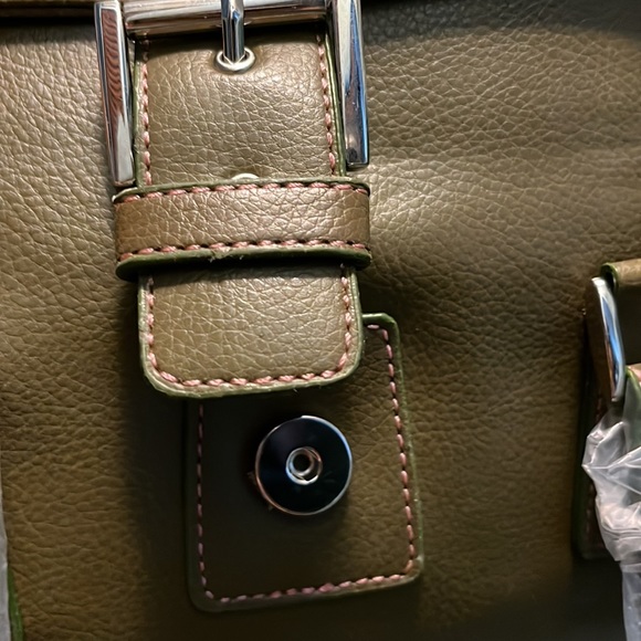 Handbag - Picture 3 of 5